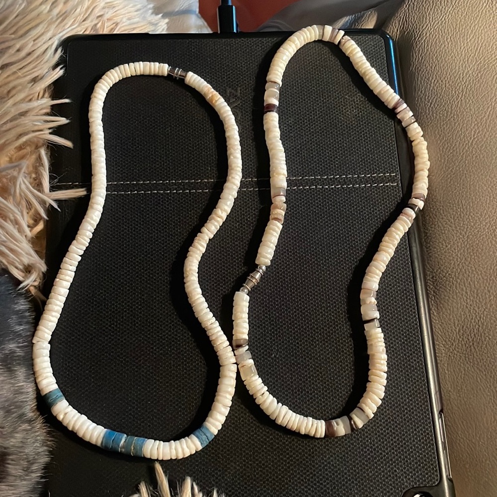Bundle of two Kookashells necklaces from Mexico - Picture 3 of 3